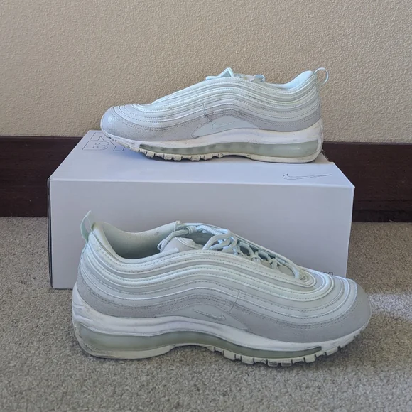 Nike Air Max 97 Barely Green Size 8.5 Women's - Picture 2 of 6